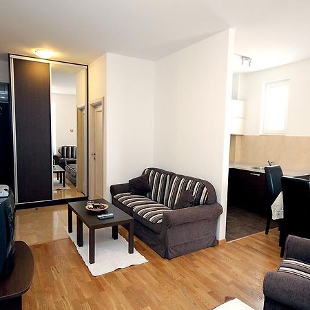 Apartments Draskovic Mirista Petrovac Bagian luar foto